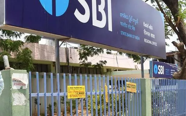 SBI hikes benchmark lending rate by 0.2percent - Sakshi