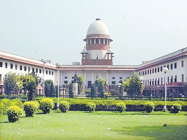 Telangana Government claims in Supreme Court about High Court  - Sakshi