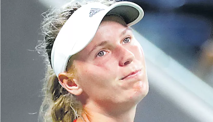 No. 2 Caroline Wozniacki follows No. 1 Simona Halep on way out - Sakshi