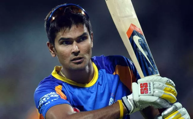 Badrinath announces retirement from all forms of cricket - Sakshi