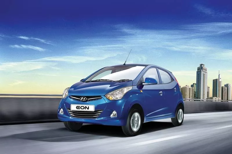 Hyundai Eon Gets Massive Discounts Of Up Rs 60,000 - Sakshi