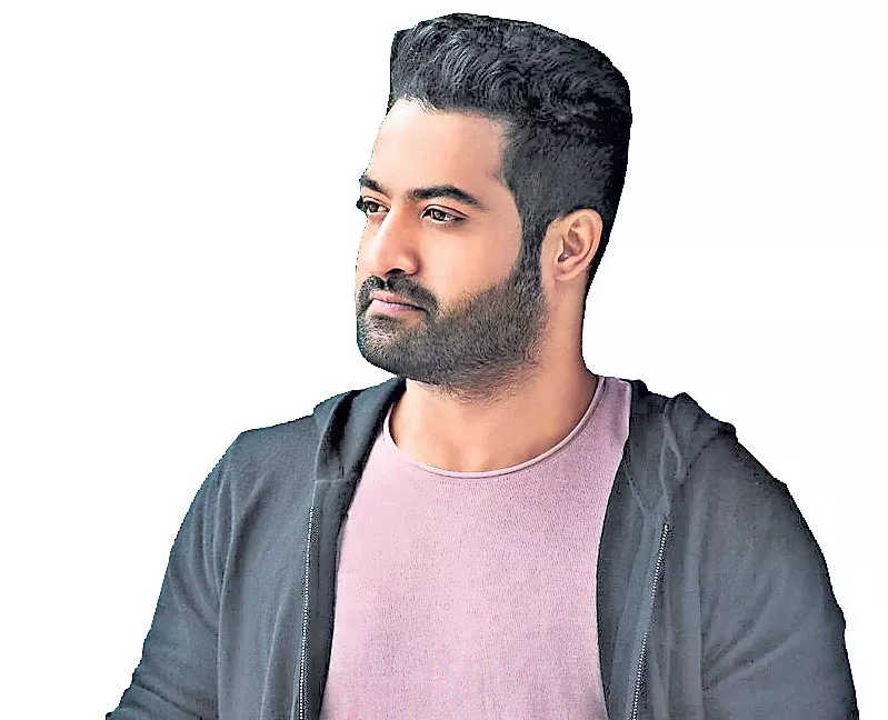 NTR Jr. returns to Aravinda Sametha sets - Sakshi