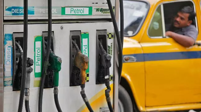 Petrol, Diesel Prices: West Bengal Cuts Rates - Sakshi