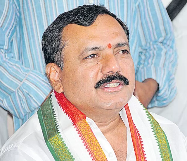 Case filed against Gandra Venkata Ramana Reddy - Sakshi