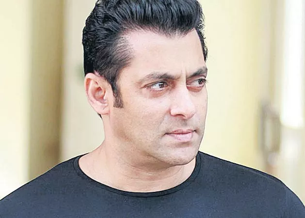 Bihar Court Orders FIR Against Salman Khan - Sakshi