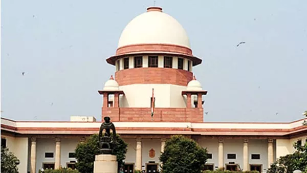 SC extends house arrest of 5 activists in Bhima Koregaon case - Sakshi