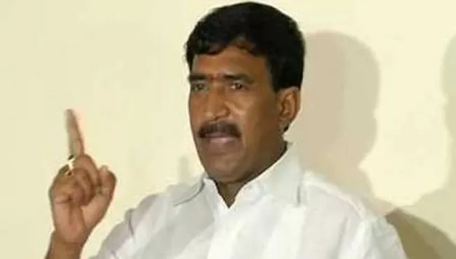 Congress Leader Onteru Pratap Reddy Fires On KCR - Sakshi