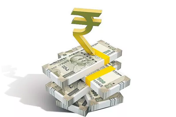 Rupee strengthens by 50 paise against dollar in early trade - Sakshi