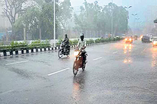 Moderate rains in the state for next three days - Sakshi