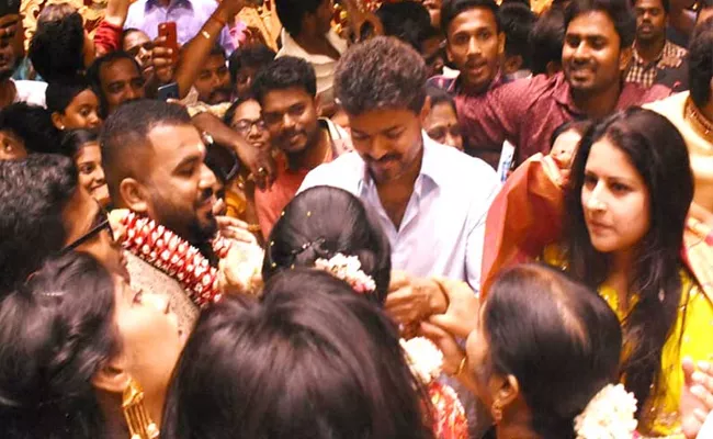 Vijay Visits Puducherry And Gets Mobbed By A Sea Of Fans - Sakshi