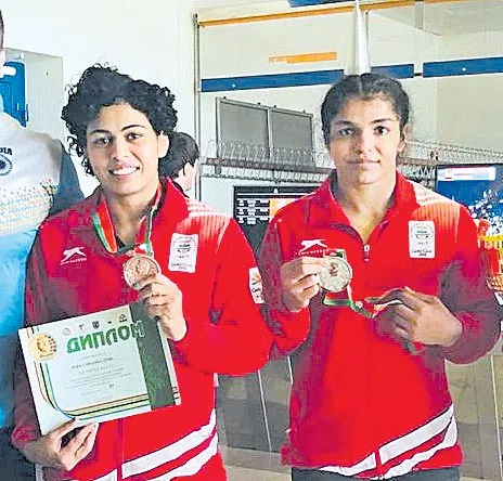 Sakshi Malik, wins silver medal