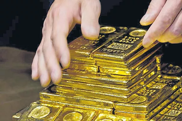 Gold import duty can be hiked 3% to rein in CAD - Sakshi