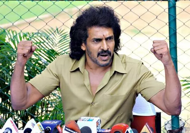 Upendra launches Uttama Prajaakeeya Party - Sakshi