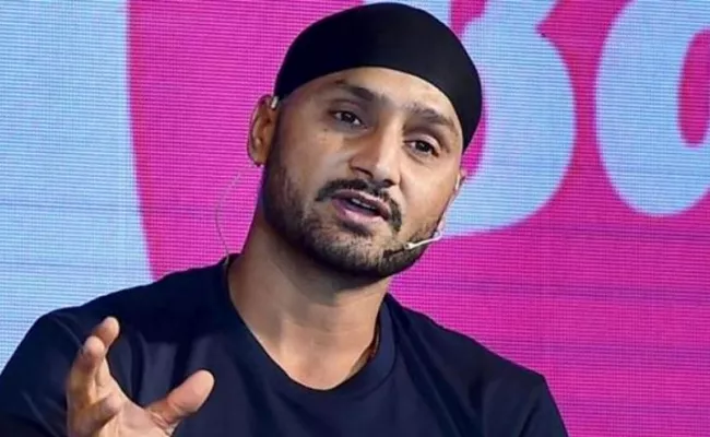 What Harbhajan Says If  Sreesanth Dropped Misbah in World T20 Final - Sakshi