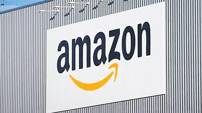 Amazon Pay launches EMI options for its customers - Sakshi