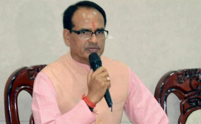  Shivraj Chouhan Says No Arrests Will Be Made Without Investigation Under SC ST Act - Sakshi