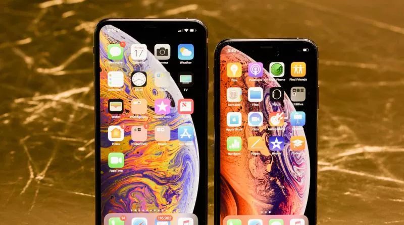 iPhone XS and iPhone XS Max Now Available On Jio Network - Sakshi