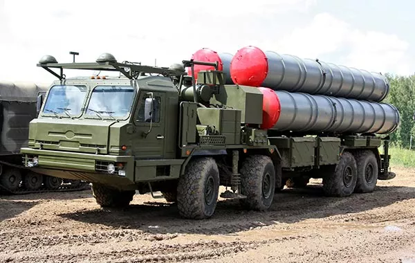 Russia Beefs Up Crimea Defense With Another Battalion of S-400s - Sakshi