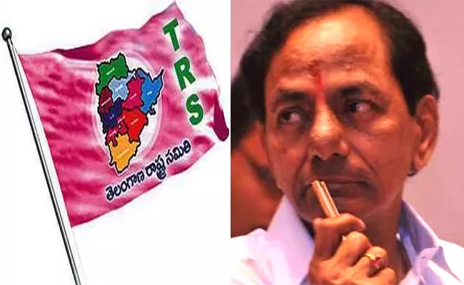 Rebles in TRS.. Troubles for candidates - Sakshi