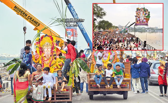 Special Hooks For Ganesh Nimajjanam Hyderabad - Sakshi