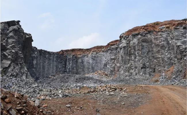 TDP Leaders hand In Quarry issue Visakhapatnam - Sakshi