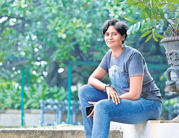 Neelima Pudota, the first woman from Hyderabad to climb Mount Everest  - Sakshi