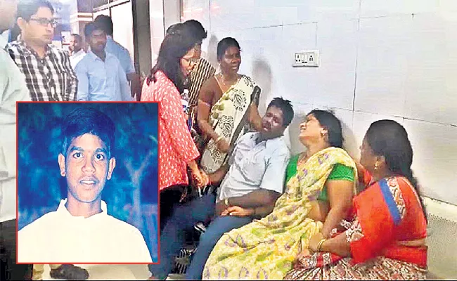 SR College Inter Student Commits Sucide In Hyderabad - Sakshi