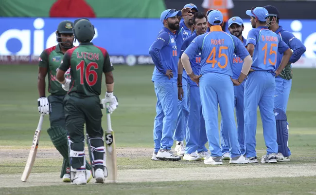 India Target 223 Against Bangladesh In Asia Cup - Sakshi