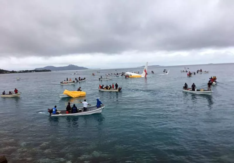 In New Zealand Plane Ditched Into Lagoon But Passengers Live - Sakshi