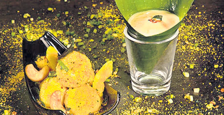 Idly with chutney and gun powder - Sakshi