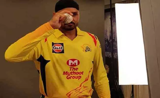 Harbhajan Singh Quashes Speculations of Leaving Chennai Super Kings - Sakshi