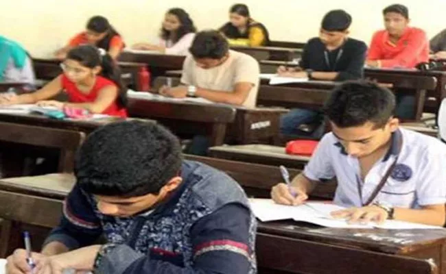 Constable Exam Start Telangana State Wide - Sakshi