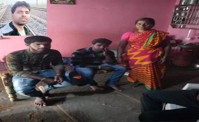 Suicide Attempt Video Group Upload In Warangal - Sakshi