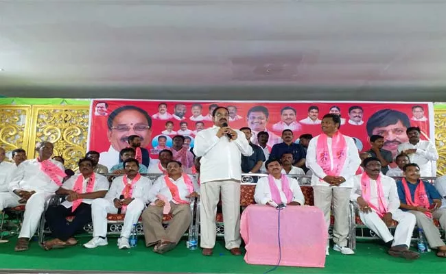 TDP And CPI Leaders Join In TRS Khammam - Sakshi