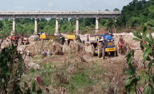 Sand Mafia In Adilabad - Sakshi