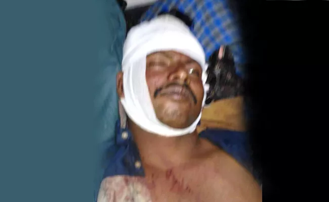 Tdp Leaders Murder Attempt On YSRCP Followers In Chittoor - Sakshi