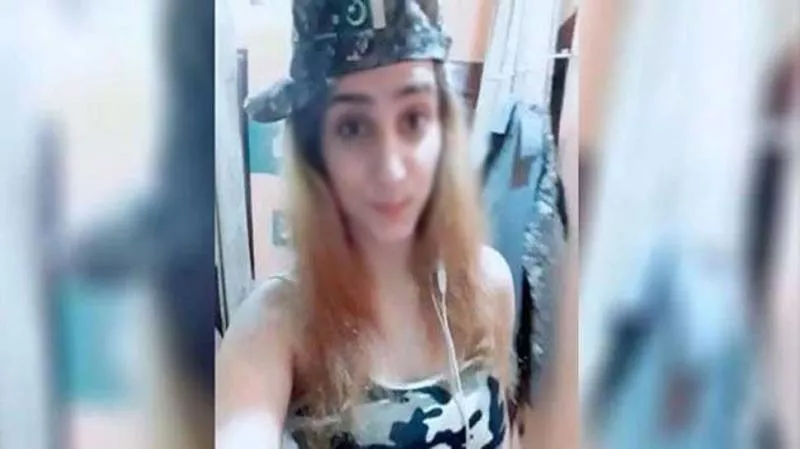 Pakistan Woman Penalised By Authorities For Lip Syncs Indian Song - Sakshi