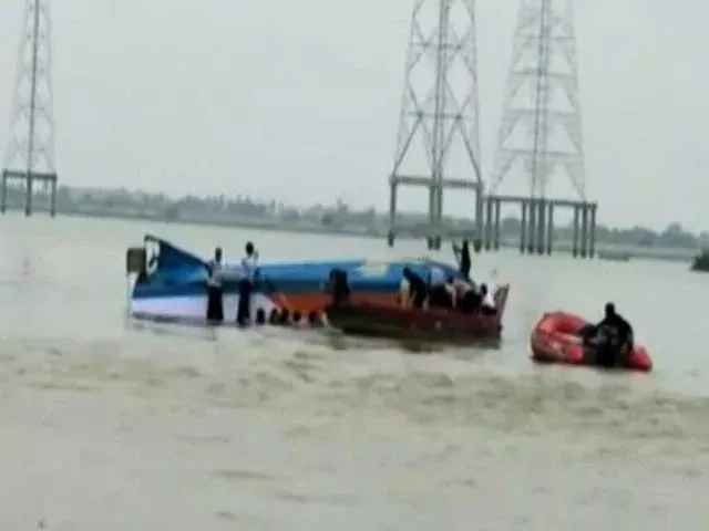 3 dead, 11 missing in boat capsize in Brahmaputra - Sakshi