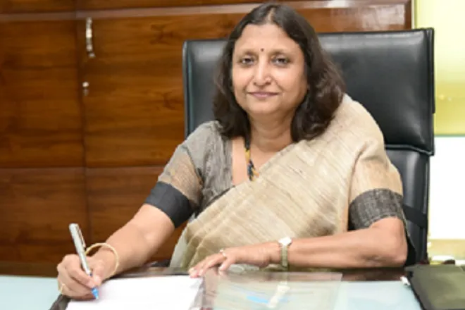 Anshula Kant appointed new SBI MD - Sakshi