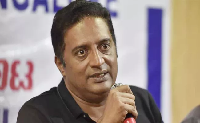 Karnataka Police Notice to Prakash Raj - Sakshi