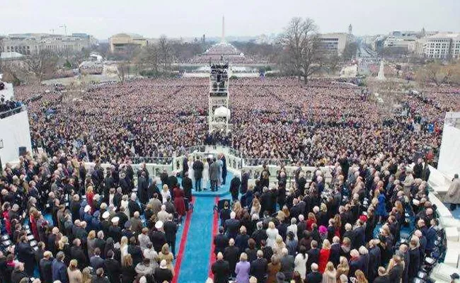 Photographer Says He Edited Trump Inauguration Pictures Intentionally - Sakshi