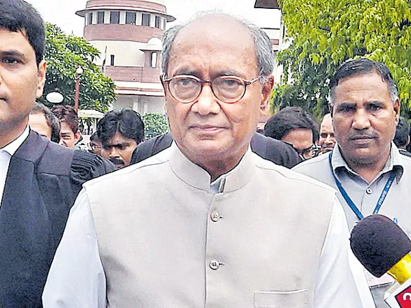 Digvijaya Singh fires on KCR Comments - Sakshi