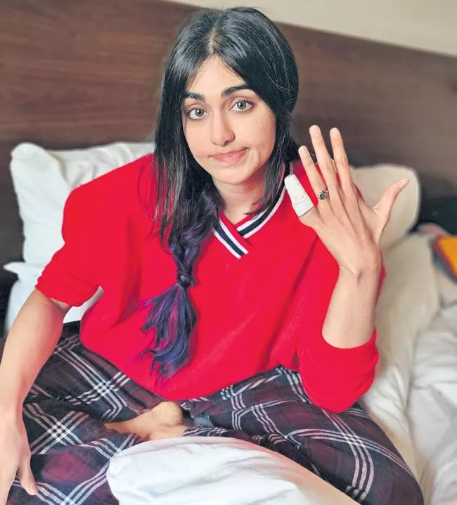 Adah Sharma injured on Commando 3 set - Sakshi