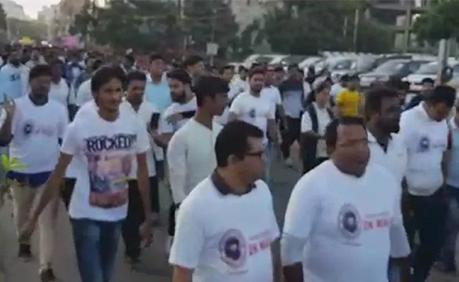 Bigg boss kaushal army 2k run in hyderabad - Sakshi