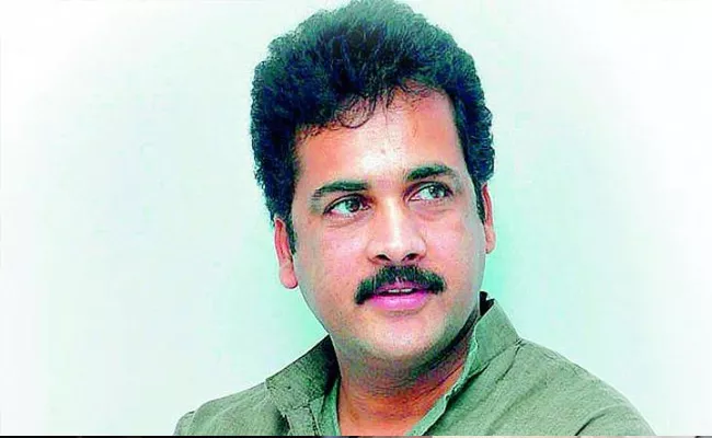 BJP Spokesperson Kota Saikrishna Slams Actor Shivaji In Vijayawada - Sakshi