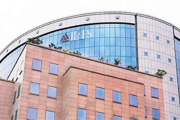 Government of India seeks NCLT nod to takeover IL and FS Management - Sakshi