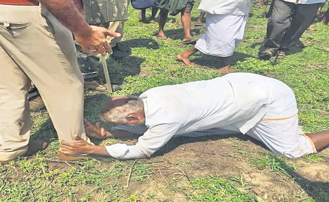 Kothapalli Farmers Protest Against Kakinada SEZ - Sakshi