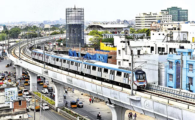 Metro Train Timings Change In Hyderabad - Sakshi