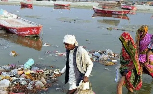 Modi government failed to clean Ganga - Sakshi