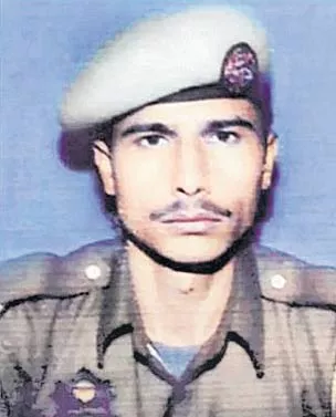 Jammu Kashmir Police Constable Posthumously Awarded Shaurya Chakra - Sakshi